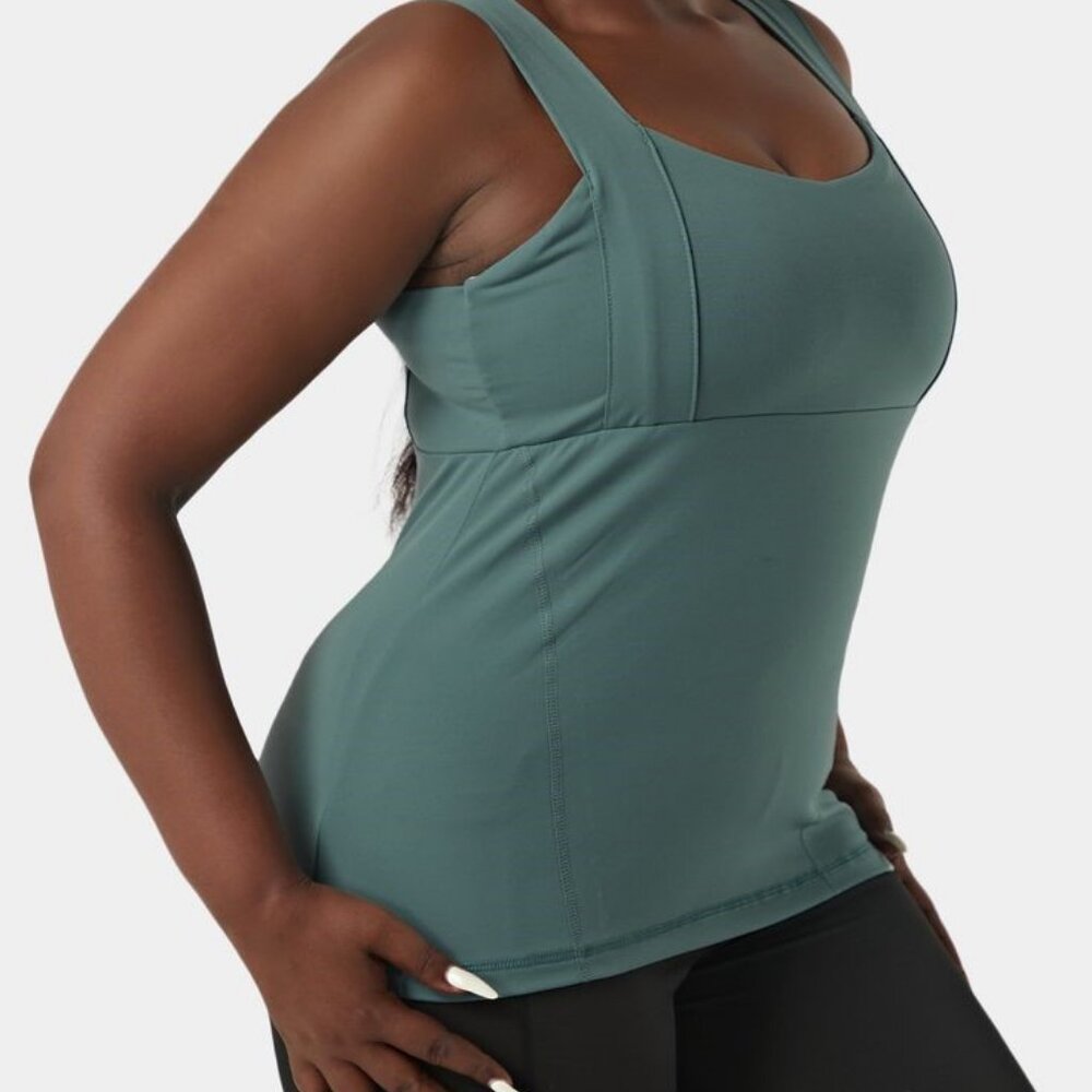 New Halara U neck Sleeveless Plain Plus Size 1X Sports Top